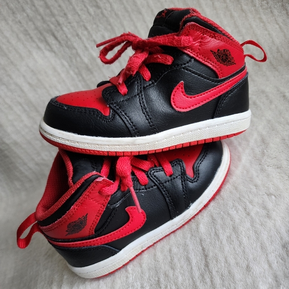 GUC ✅️ 8C Jordan 1 Mid TD Child Toddler - Picture 3 of 8